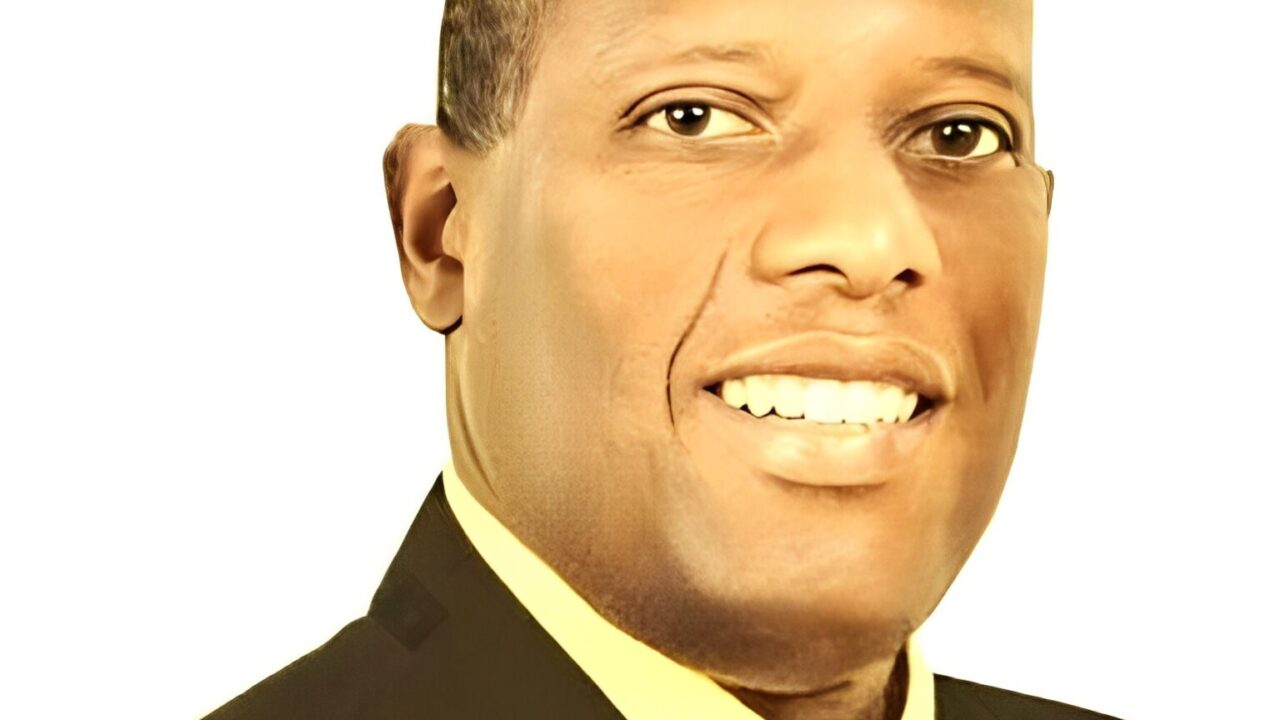 PEDRO JULIO ABREU COLUMNA